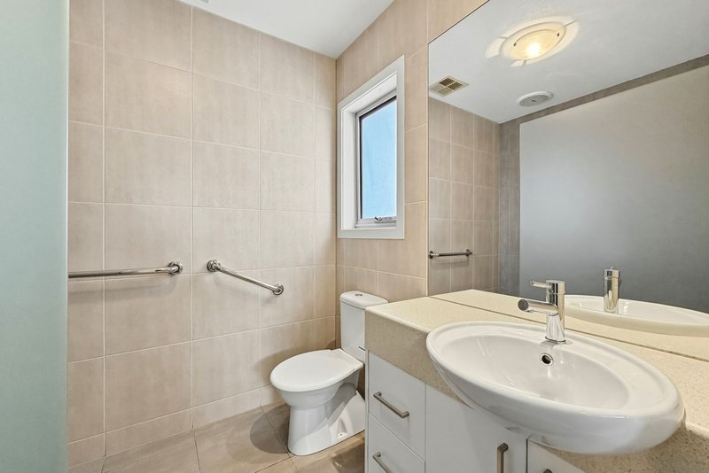 Photo - 5 Sunline Court, Ballan VIC 3342 - Image 11