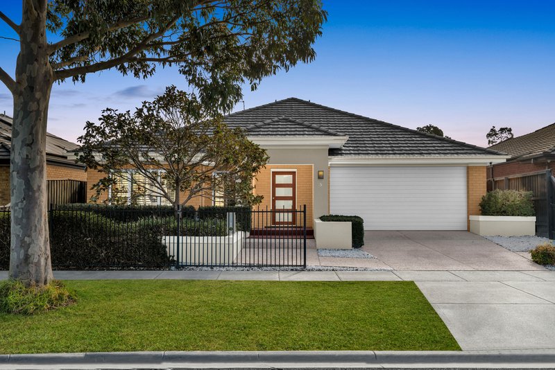 Photo - 5 Sunline Way, Lyndhurst VIC 3975 - Image 1
