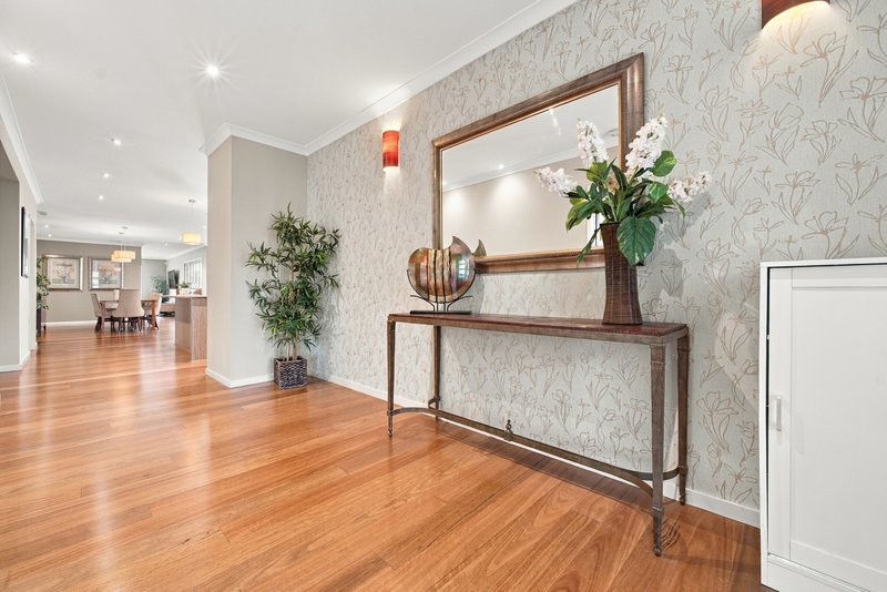 Photo - 5 Sunline Way, Lyndhurst VIC 3975 - Image 4