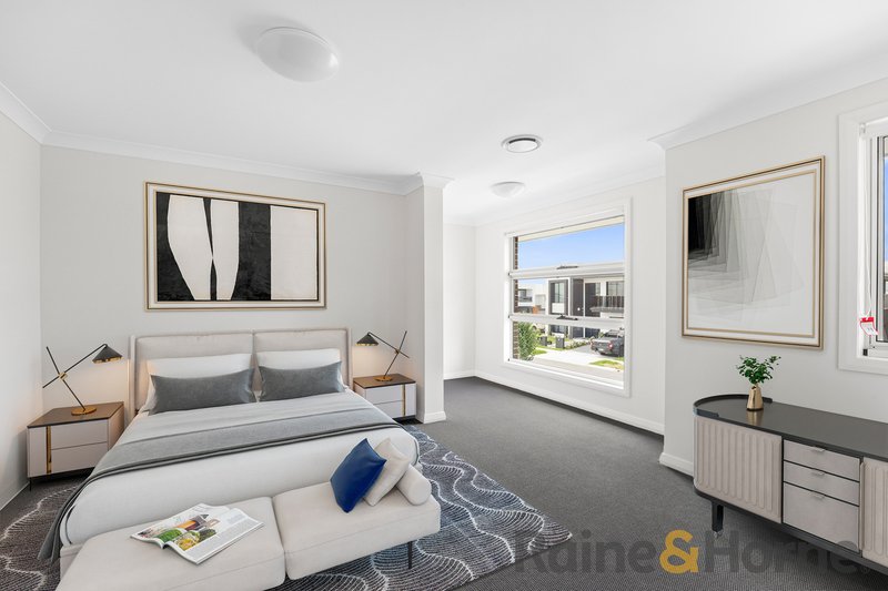 Photo - 5 Sunshine Street, Oran Park NSW 2570 - Image 5