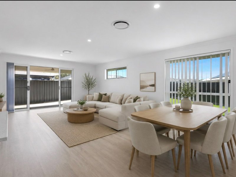 Photo - 5 Surf Close, Old Bar NSW 2430 - Image 4