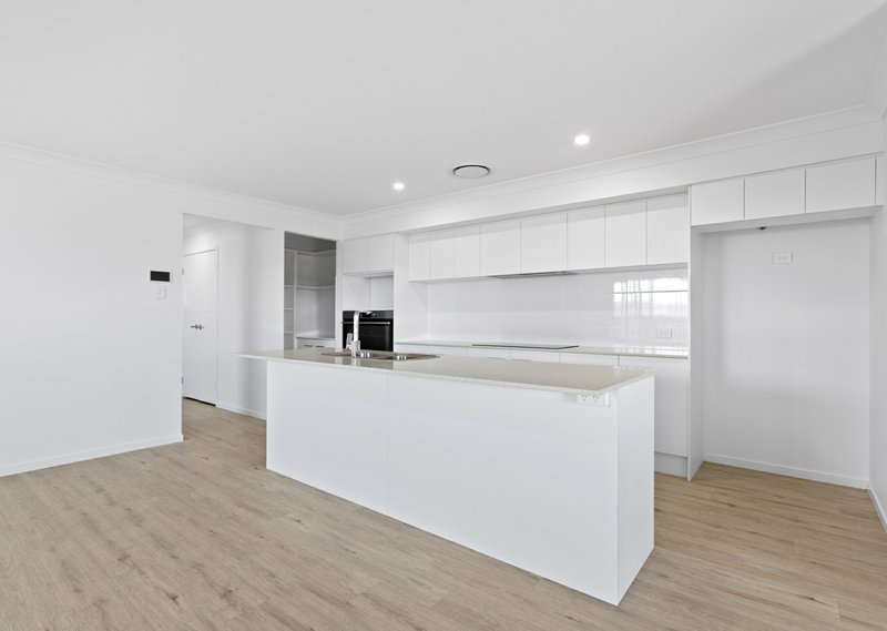 Photo - 5 Surf Close, Old Bar NSW 2430 - Image 6