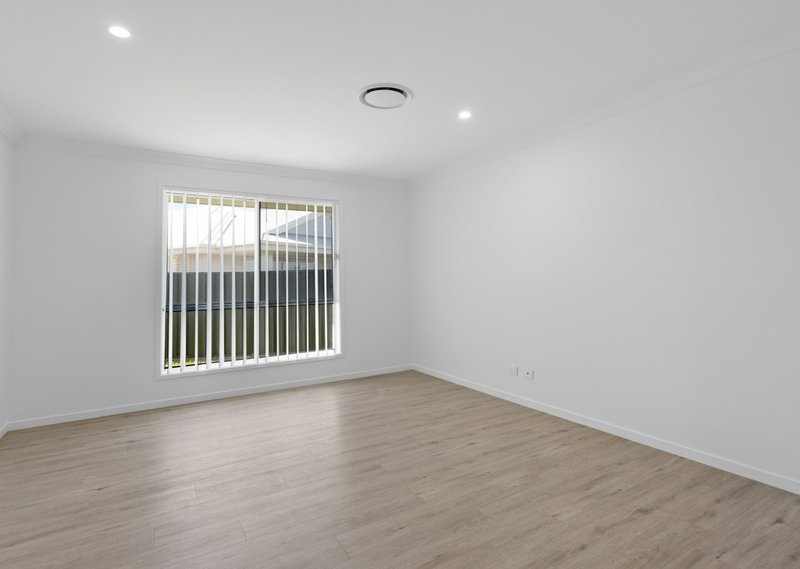 Photo - 5 Surf Close, Old Bar NSW 2430 - Image 10