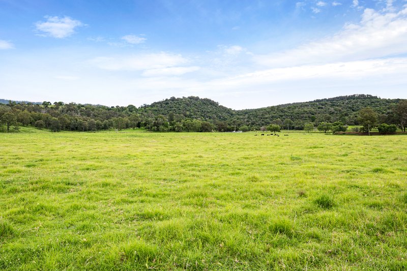 Photo - 5 Surprise Lane, Mulgowie QLD 4341 - Image 26