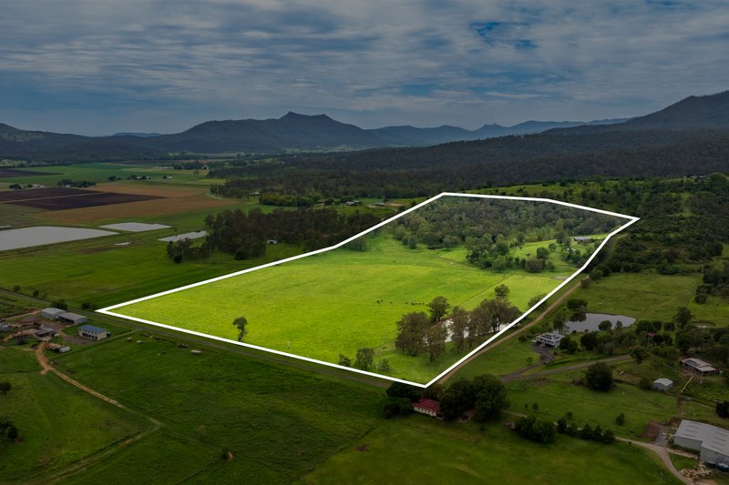 Photo - 5 Surprise Lane, Mulgowie QLD 4341 - Image 27