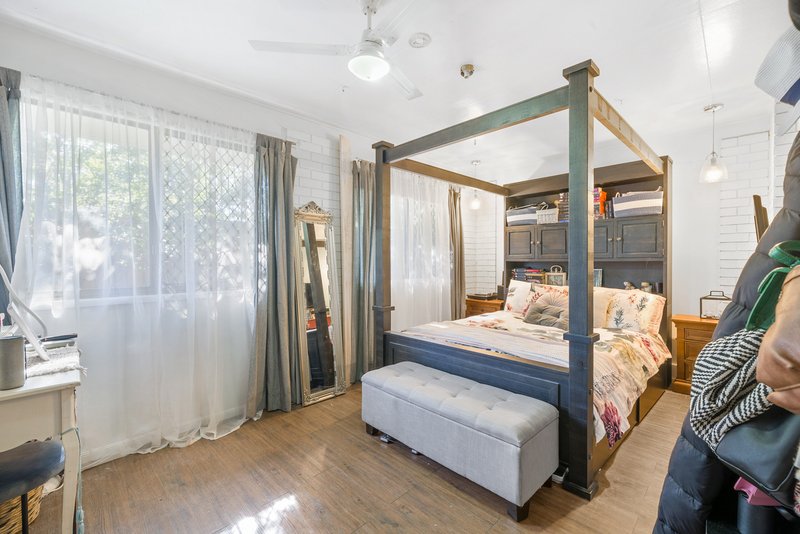 Photo - 5 Sutherland Street, Redcliffe QLD 4020 - Image 10