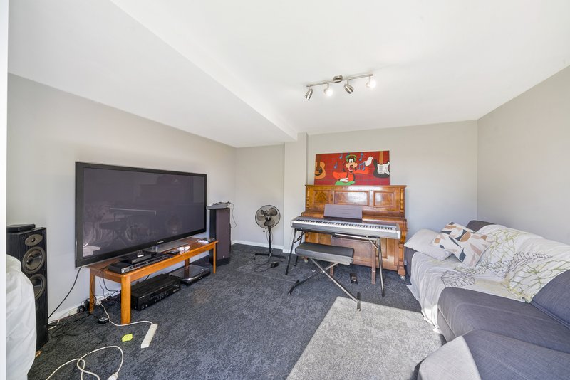 Photo - 5 Sutherland Street, Redcliffe QLD 4020 - Image 13
