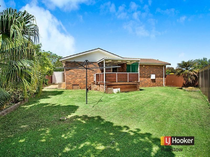 5 Svensden Place, Ingleburn NSW 2565