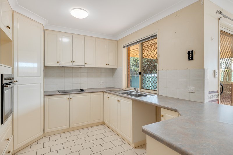 Photo - 5 Swartz Street, Kearneys Spring QLD 4350 - Image 11