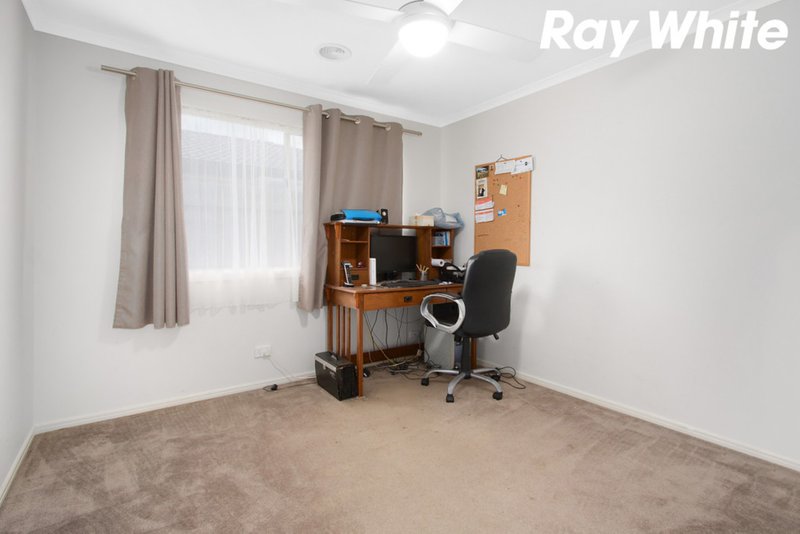 Photo - 5 Sweet Gum Court, Pakenham VIC 3810 - Image 10