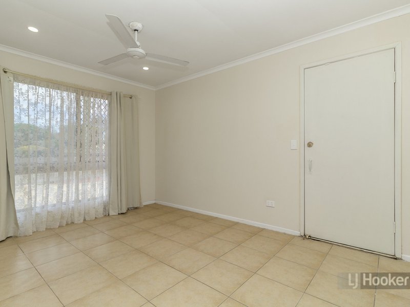 Photo - 5 Sycamore Court, Logan Central QLD 4114 - Image 6