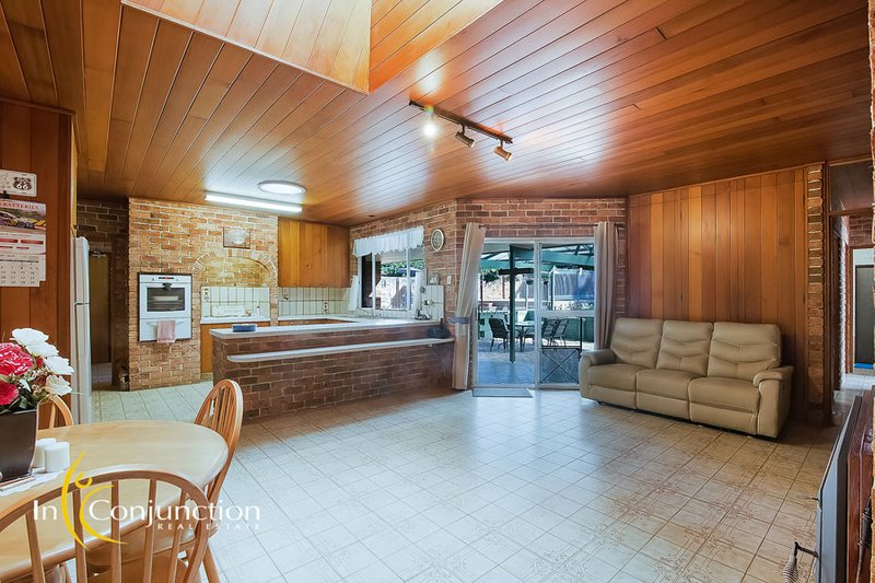 Photo - 5 Sylvan Street, Galston NSW 2159 - Image 7