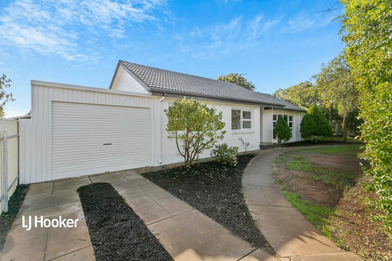 Photo - 5 Symes Street, Elizabeth Downs SA 5113 - Image 2