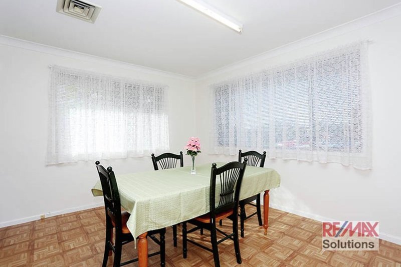 Photo - 5 Symphony Av , Strathpine QLD 4500 - Image 4