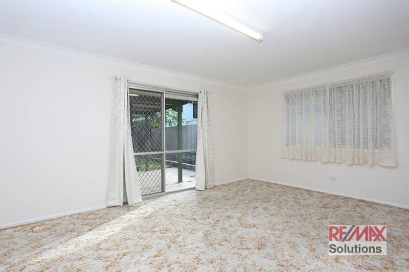 Photo - 5 Symphony Av , Strathpine QLD 4500 - Image 6