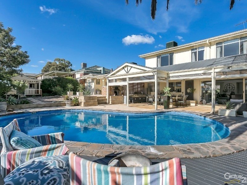 Photo - 5 Taeping Street, Hallett Cove SA 5158 - Image 25