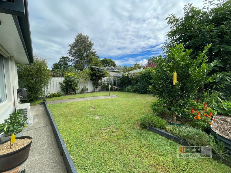 Photo - 5 Tahlee Close, South West Rocks NSW 2431 - Image 21