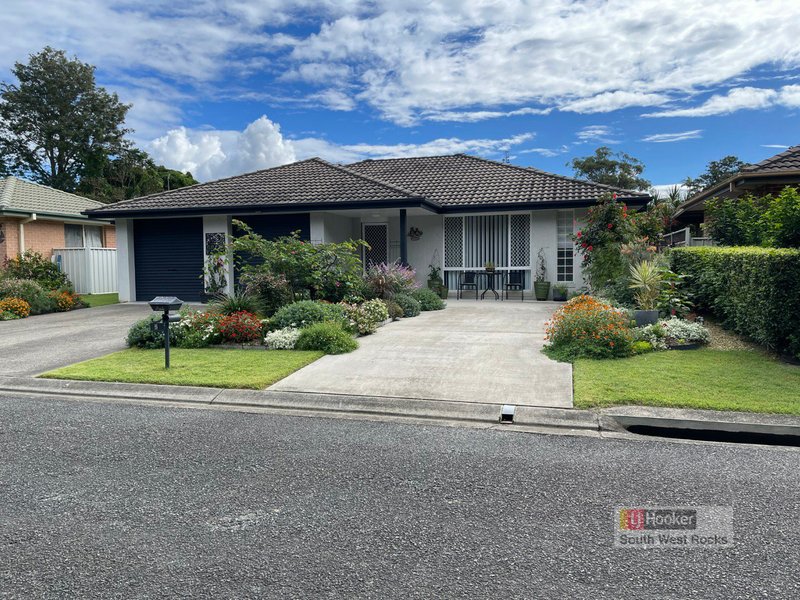 Photo - 5 Tahlee Close, South West Rocks NSW 2431 - Image 22