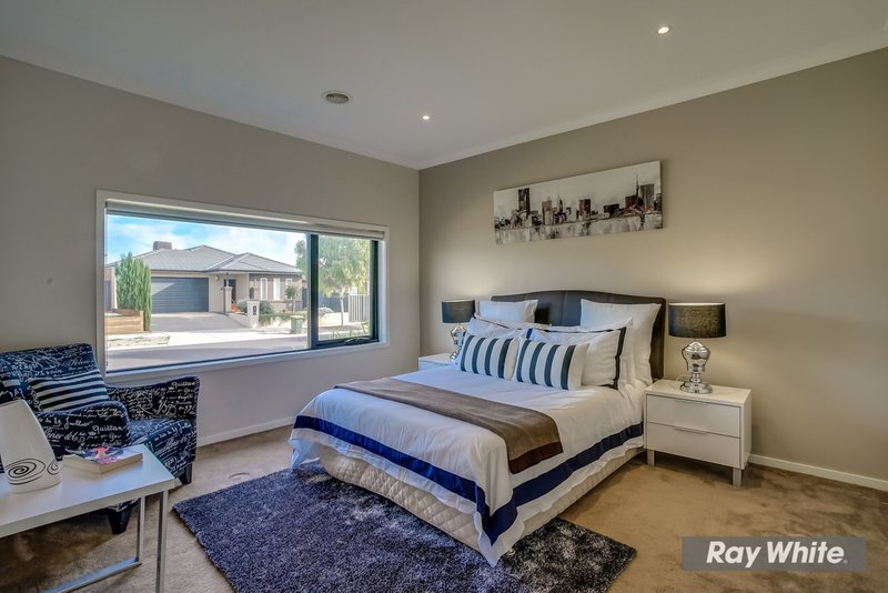 Photo - 5 Talisker Street, Tarneit VIC 3029 - Image 4