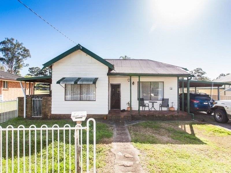 5 Tamworth Street, Abermain NSW 2326