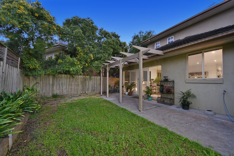 Photo - 5 Tanderum Drive, Coburg VIC 3058 - Image 10