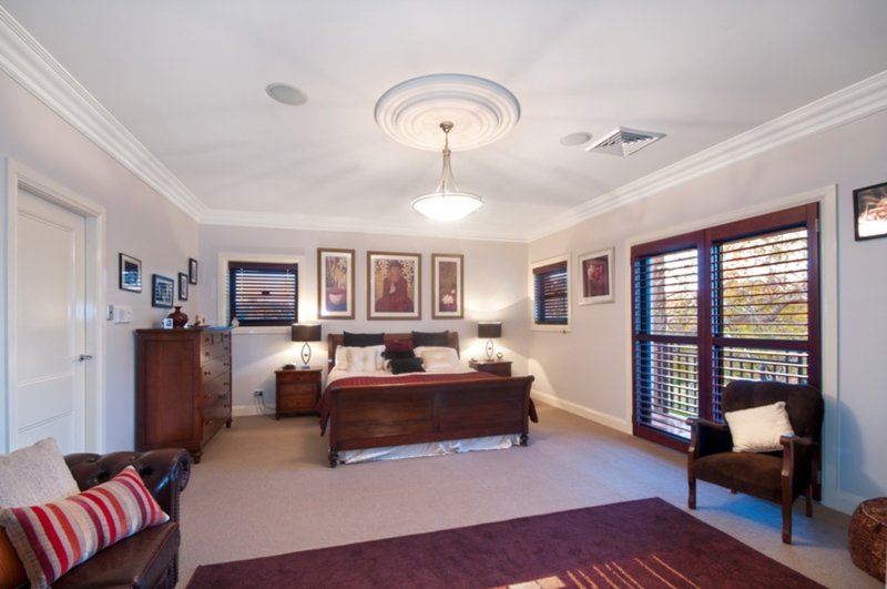 Photo - 5 Tanglewood Place, West Pennant Hills NSW 2125 - Image 6