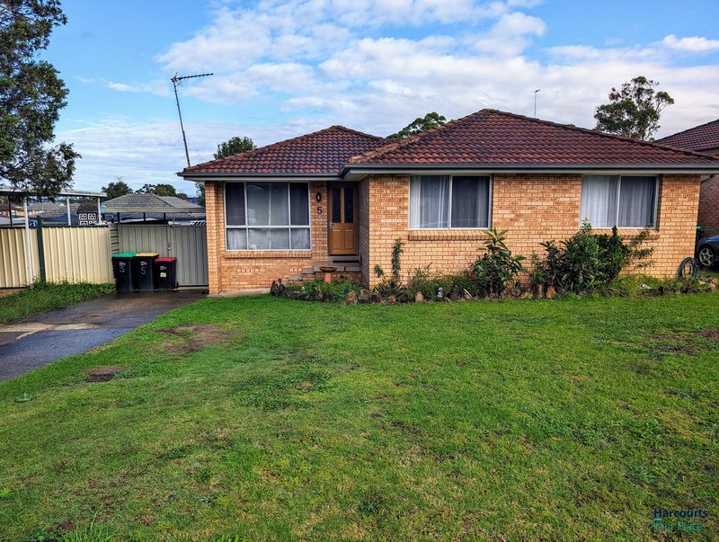 5 Tapi Glen, St Clair NSW 2759