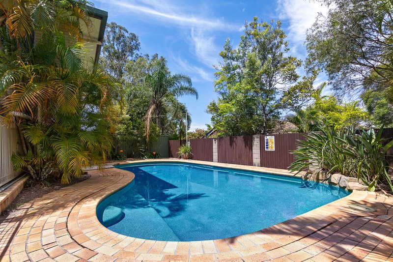 Photo - 5 Tarawill Crescent, Ferny Hills QLD 4055 - Image 2