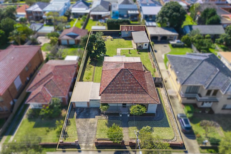 Photo - 5 Targo Road, Beverley Park NSW 2217 - Image 1
