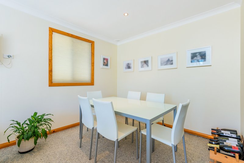 Photo - 5 Tarrilli Place, Kellyville NSW 2155 - Image 4