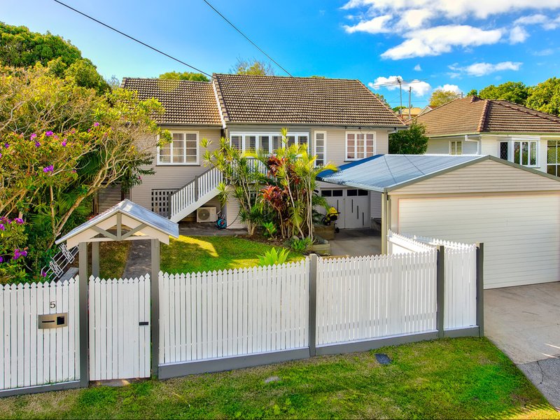 Photo - 5 Tathra Street, Stafford QLD 4053 - Image