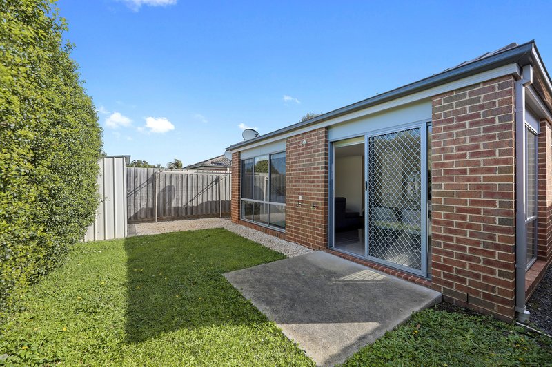 Photo - 5 Telford Circuit, Drouin VIC 3818 - Image 10