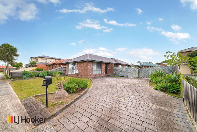 Photo - 5 Telford Court, Meadow Heights VIC 3048 - Image 2