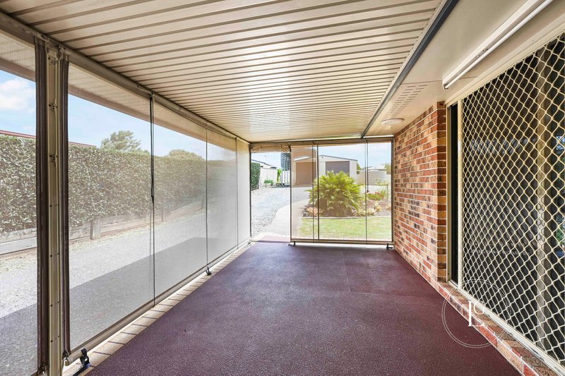 Photo - 5 Tennyson Court, Westbrook QLD 4350 - Image 12