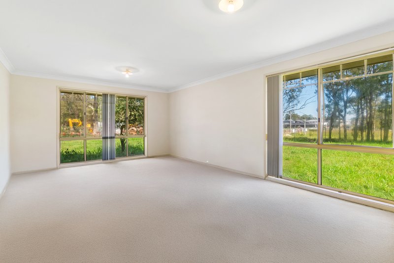 Photo - 5 Tenth Avenue, Austral NSW 2179 - Image 3