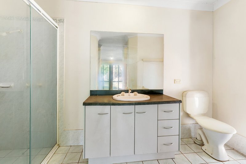 Photo - 5 Tenth Avenue, Austral NSW 2179 - Image 11