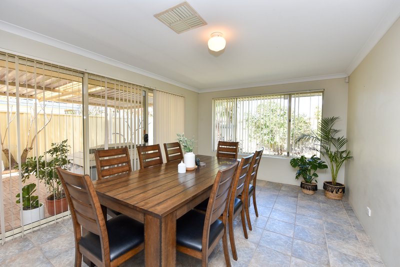 Photo - 5 Teraglin Way, Warnbro WA 6169 - Image 16