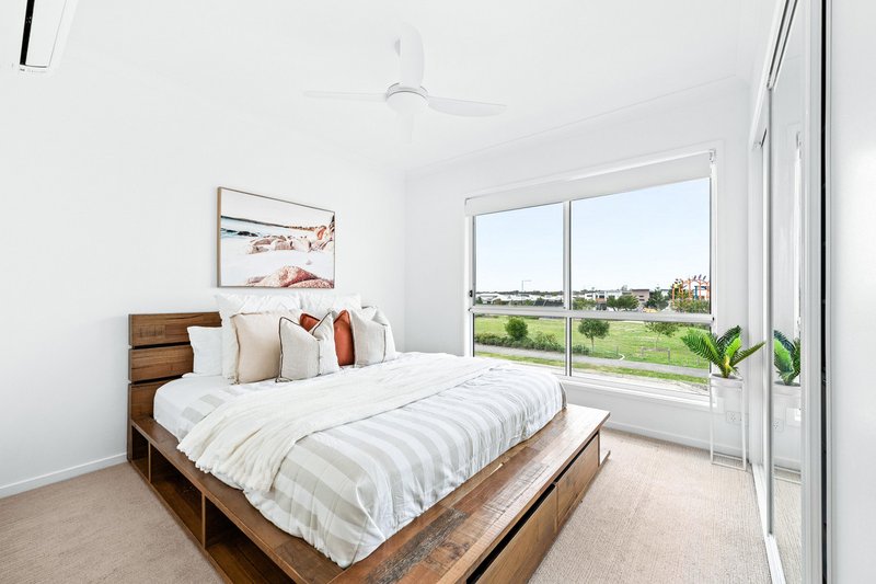 Photo - 5 Terrence Avenue, Nirimba QLD 4551 - Image 12