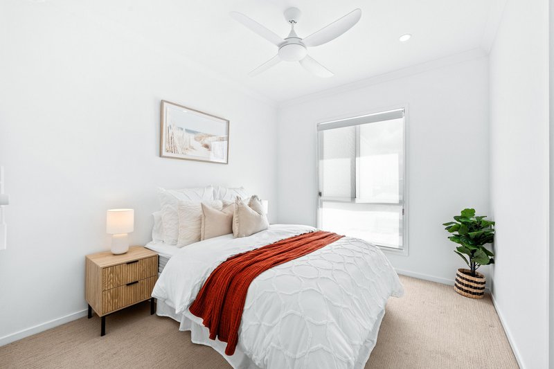 Photo - 5 Terrence Avenue, Nirimba QLD 4551 - Image 17
