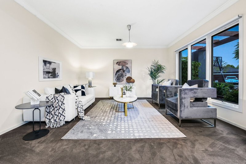 Photo - 5 The Grove, Keysborough VIC 3173 - Image 5