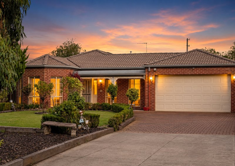 Photo - 5 The Strand , Melton VIC 3337 - Image 1