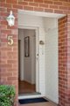 Photo - 5 Throsby Crescent, Narrabundah ACT 2604 - Image 3