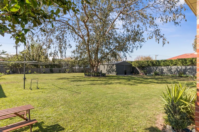 Photo - 5 Throsby Crescent, Narrabundah ACT 2604 - Image 21