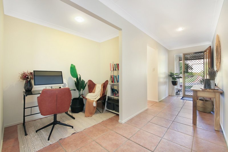 Photo - 5 Tiarnna Close, Burleigh Heads QLD 4220 - Image 10