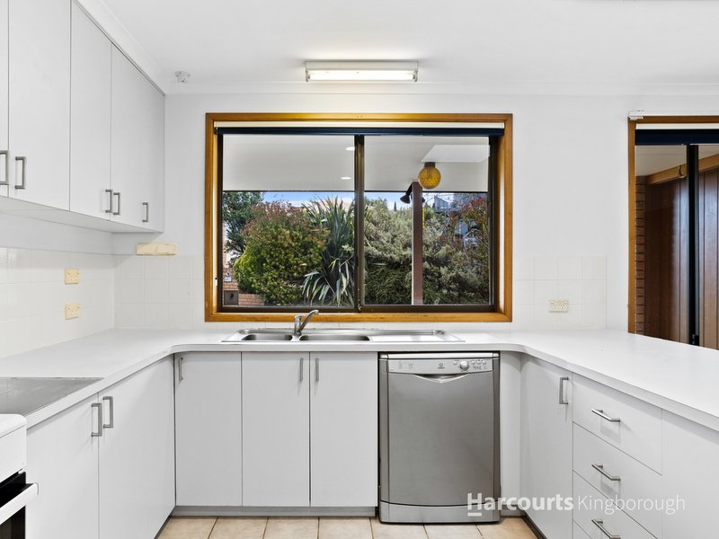 Photo - 5 Timbertop Drive, Blackmans Bay TAS 7052 - Image 5