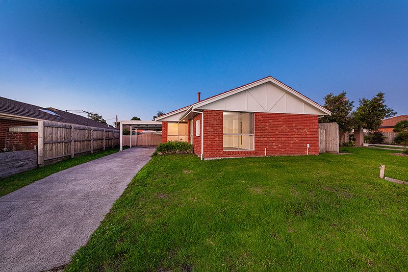 Photo - 5 Tinara Court, Cranbourne North VIC 3977 - Image 14