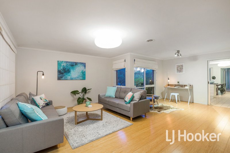 Photo - 5 Tintern Court, Seabrook VIC 3028 - Image 2