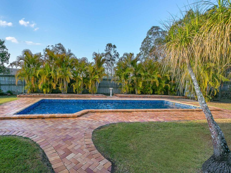 Photo - 5 Todman Drive, Mudgeeraba QLD 4213 - Image 6