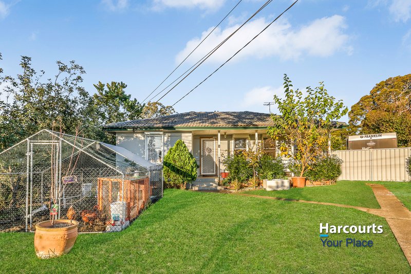 5 Tonga Place, Lethbridge Park NSW 2770