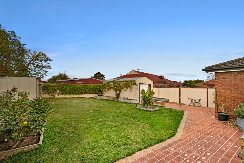 Photo - 5 Torquata Court, Hoppers Crossing VIC 3029 - Image 17